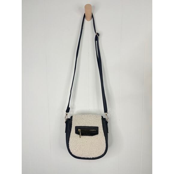 Kedzie Camden Faux Sherpa Crossbody Mini Messanger Bag Black - Picture 3 of 9